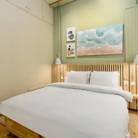 Infinity & Beyond By Halu! - Seafront * Thessaloniki