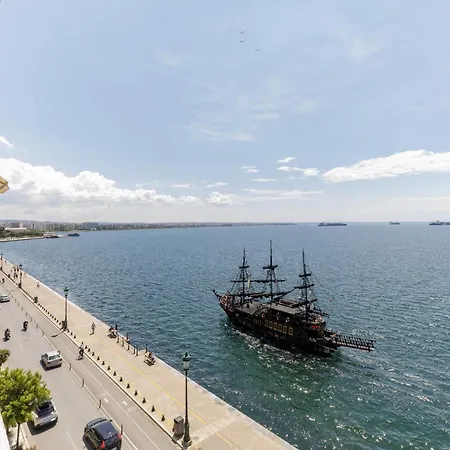 Apartment Infinity & Beyond By Halu! - Seafront