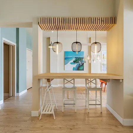 Apartment Infinity & Beyond By Halu! - Seafront Thessaloniki