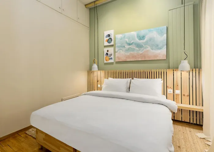 Infinity & Beyond By Halu! - Seafront * Thessaloniki