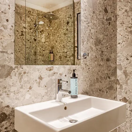 Infinity & Beyond By Halu! - Seafront Apartment Thessaloniki