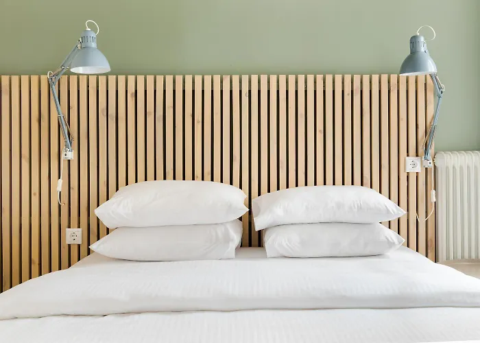 Infinity & Beyond By Halu! - Seafront Thessalonique